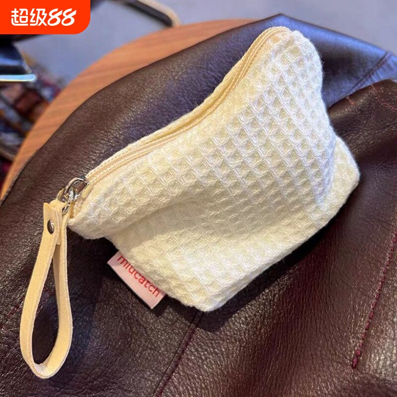 mini零钱包可爱蓝牙耳机包化妆包华夫格包口红数码包收证件小巧图片