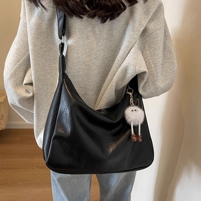 艾程大容量包包女2025新款百搭单肩包学生通勤斜挎托特包白色轻便