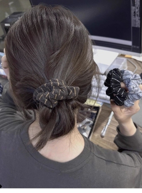 时尚扎丸子头头饰韩国ins新款黑色条纹大肠发圈发饰短发布艺灰色