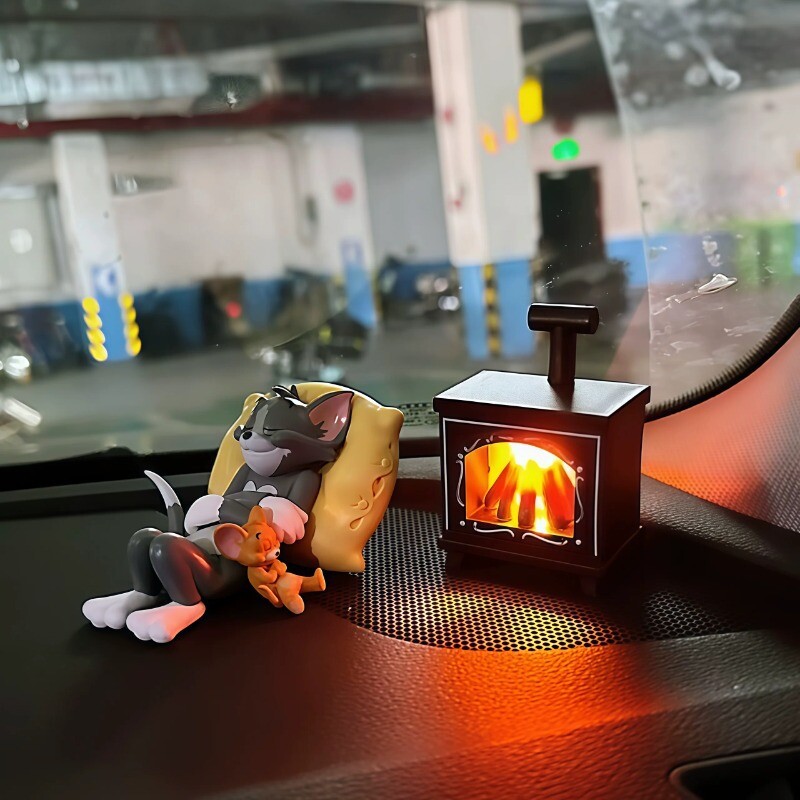 猫和老鼠汤姆杰瑞汽车车载摆件车内装饰品可爱桌面手办玩偶装饰图片