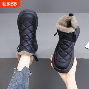 皮质平底雪地靴女2025新款冬季加绒防滑短靴东北大棉加厚保暖棉靴