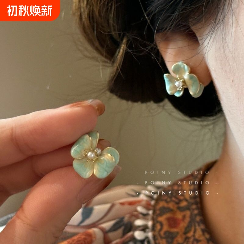 轻奢气质花朵耳钉女绿色花瓣珍珠高级感优雅耳环耳饰新款