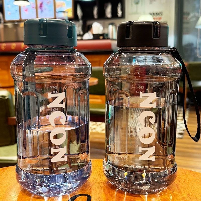 新款大容量运动水壶简约高颜值男女学生便携水杯户外耐高温太空杯