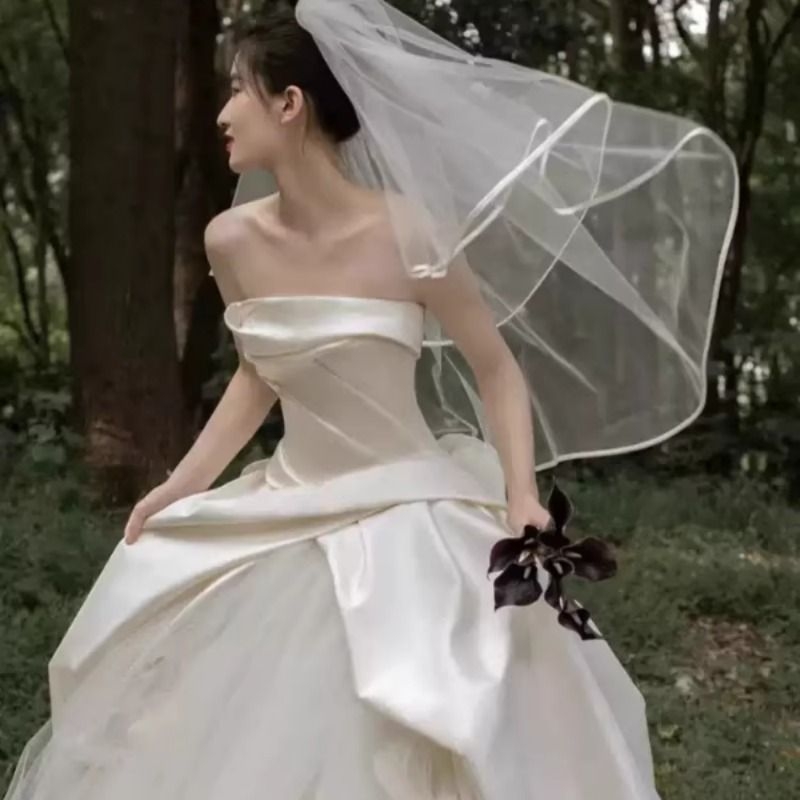 白色头纱新娘结婚主婚纱缎面头饰领证拍照道具蓬蓬纱法式高级韩式