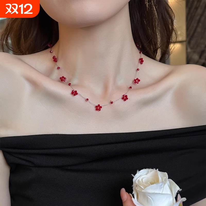 晚睡山野清新莓莓夏日设计小众红色花朵切面串珠项链显白锁骨颈链