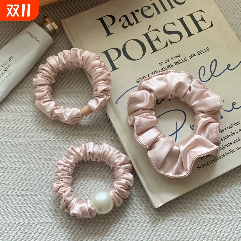 甜美粉色缎面褶皱珍珠小肠发圈女2025新款高端扎头发皮筋发绳头绳