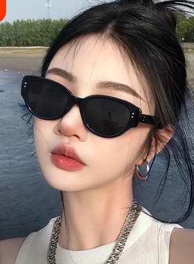 网红复古猫眼墨镜女防晒遮阳高级感2025新款近视偏光黑色太阳眼镜