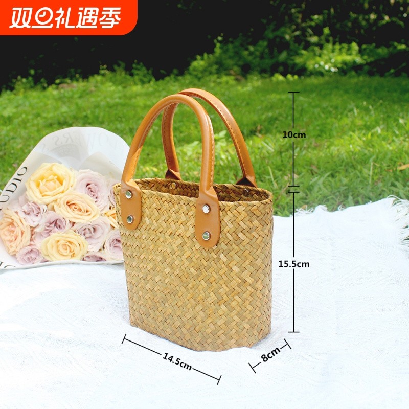 ins草编织小包包夏季新款休闲度假女包菜篮子手工编织手提度假包