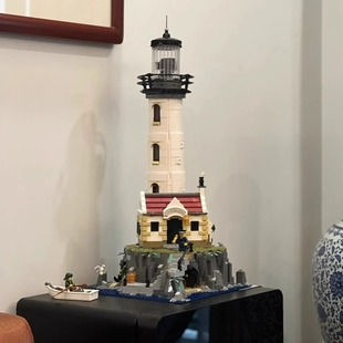 兼容乐高消失的她同款电动灯塔建筑积木男女孩高难度拼装适用乐高