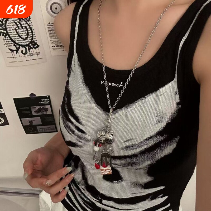 可爱卡通kt猫叉子项链女蛋糕吊坠项饰女长款夸张高级感锁骨链配饰