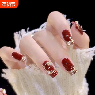 2026新年款马穿戴甲过年美甲中长款红色高级感秋冬指甲贴片法式