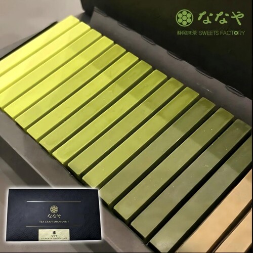 八层口感抹茶渐变巧克力网红零食下午茶开学草莓抹茶味