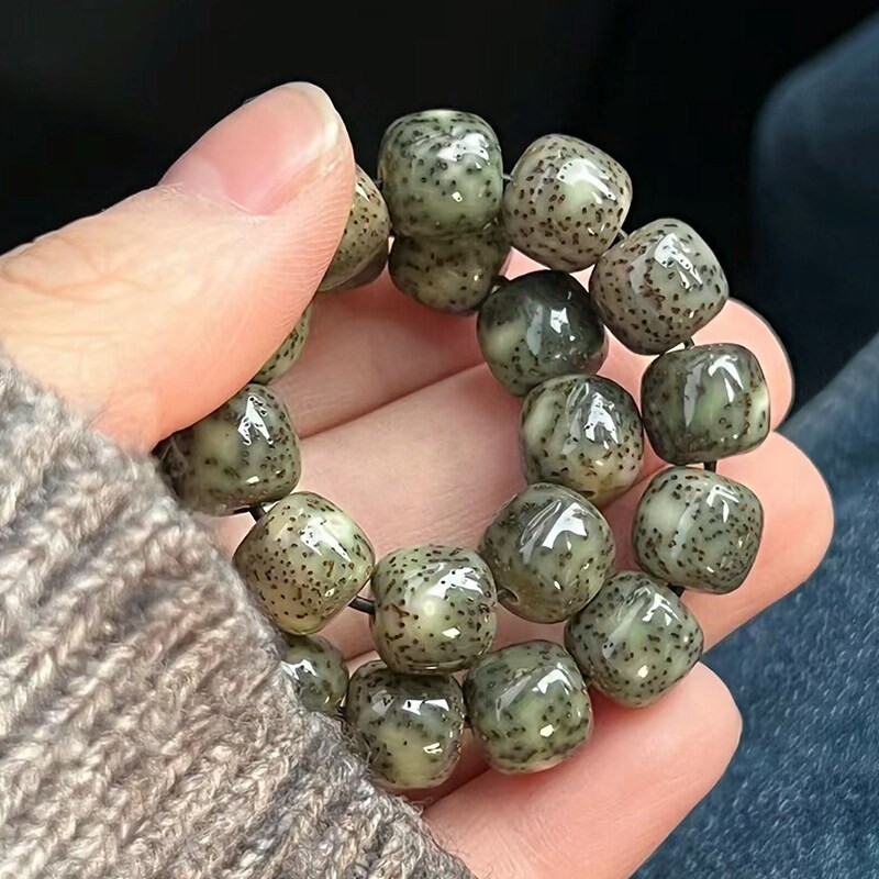 海南星月菩提子手串绿阴皮石玉料单圈手链男女新月文玩佛珠绕指柔