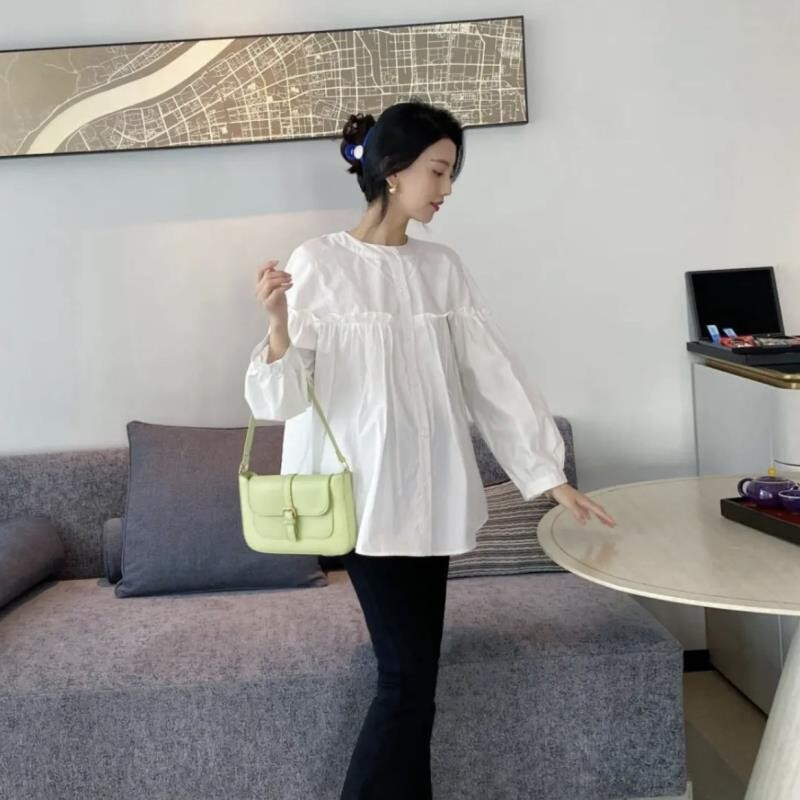 现货春秋新款孕妇上衣外穿娃娃款宽松遮孕肚圆领可哺乳衬衫产后