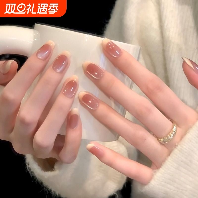 穿戴美甲穿戴甲短款猫眼2025新款指甲贴法式半手工手工秋冬红色