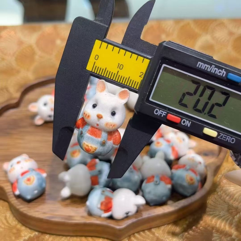 精品鹿角根付兔子手工彩绘散珠文玩配饰DIY串珠手链手串手链时尚