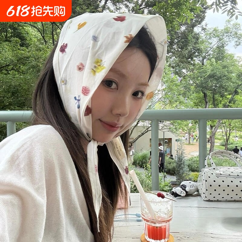 2026新款法式田园风花朵丝巾女士夏季旅游拍照三角巾头巾薄款围巾