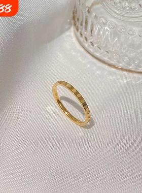 食指素圈戒指女高级感彩金素戒时尚指环小指仿黄金尾戒不掉色钛钢