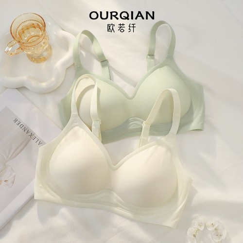 漫画胸内衣女小聚拢夏季薄