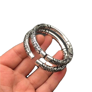 双龙抱柱霸气浮雕龙纹开口手镯复古风做旧合金电镀银手镯男女同款