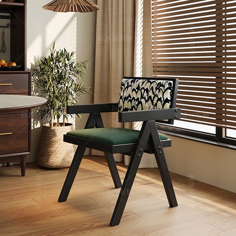 中古风实木藤编餐椅家用靠背椅扶手椅法式复古酒店餐厅商用椅子