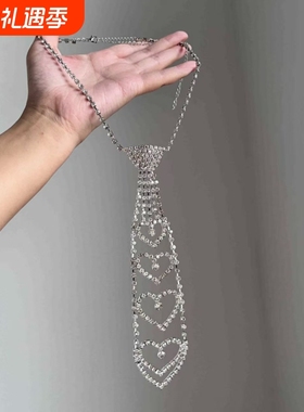 欧美时尚配饰新款三角形领结项链个性小众爱心领带精致百搭锁骨链