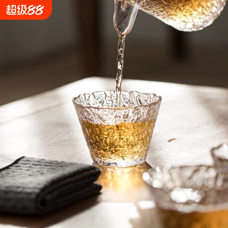 小白酒杯家用一口杯清酒酒具玻璃日式套装一两酒盅特色可爱烧酒杯