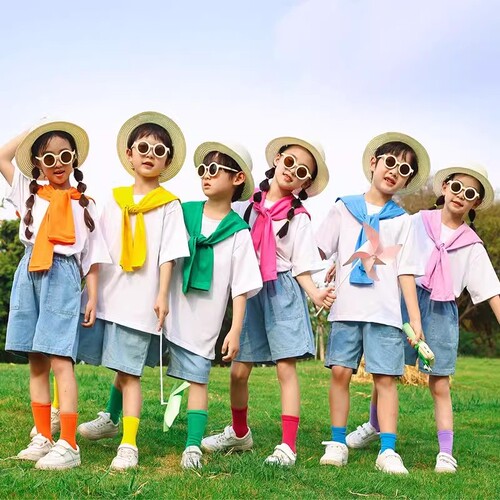 六一儿童表演服装幼儿园毕业照