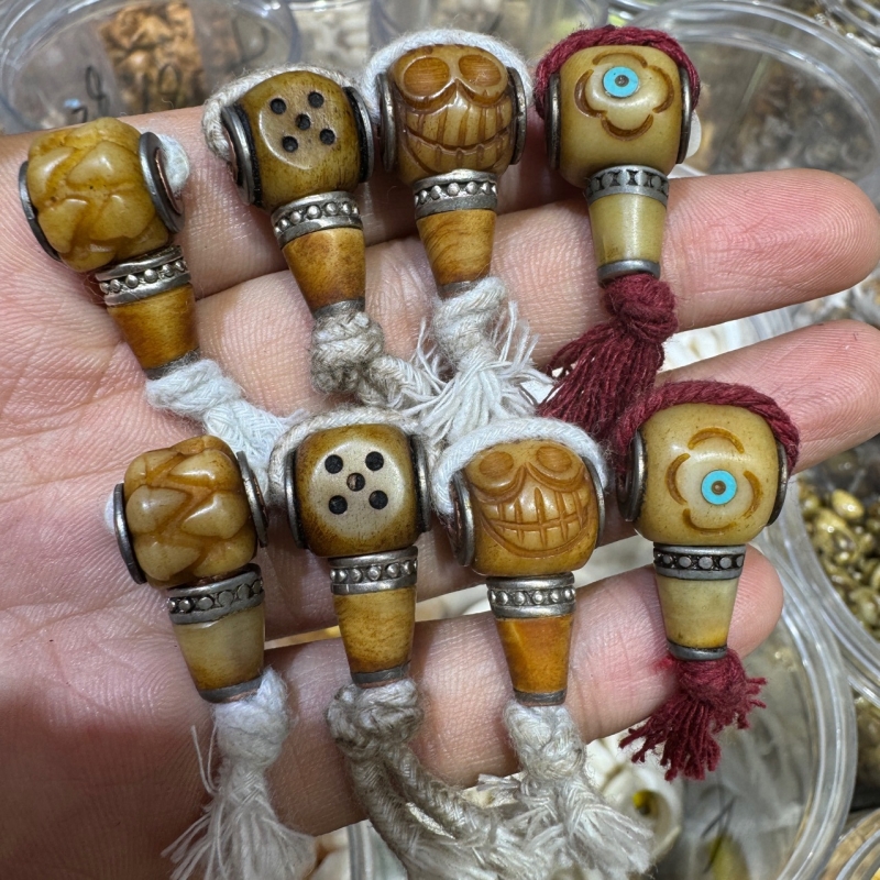 藏式文玩牛骨雕刻阿呆骷髅头三通配饰手串手链三通DIY配饰配件