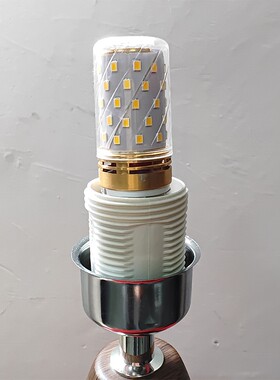 灯泡LED-中古百褶台灯ins北欧陶瓷卧室床头灯温馨浪漫简约