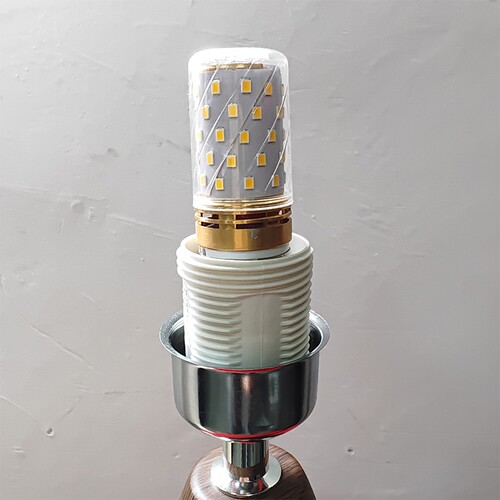 灯泡LED-中古百褶台灯ins北欧陶瓷卧室床头灯温馨浪漫简约