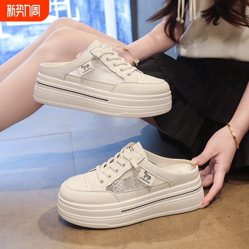 休闲风厚底松糕鞋女白色系带圆头一脚蹬增高小白鞋中跟女鞋纯色夏