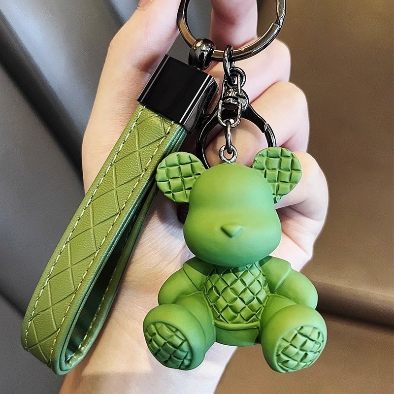 钥匙扣钥匙链树脂熊竹编兔时尚简约男女网红精致汽车背包挂小饰品
