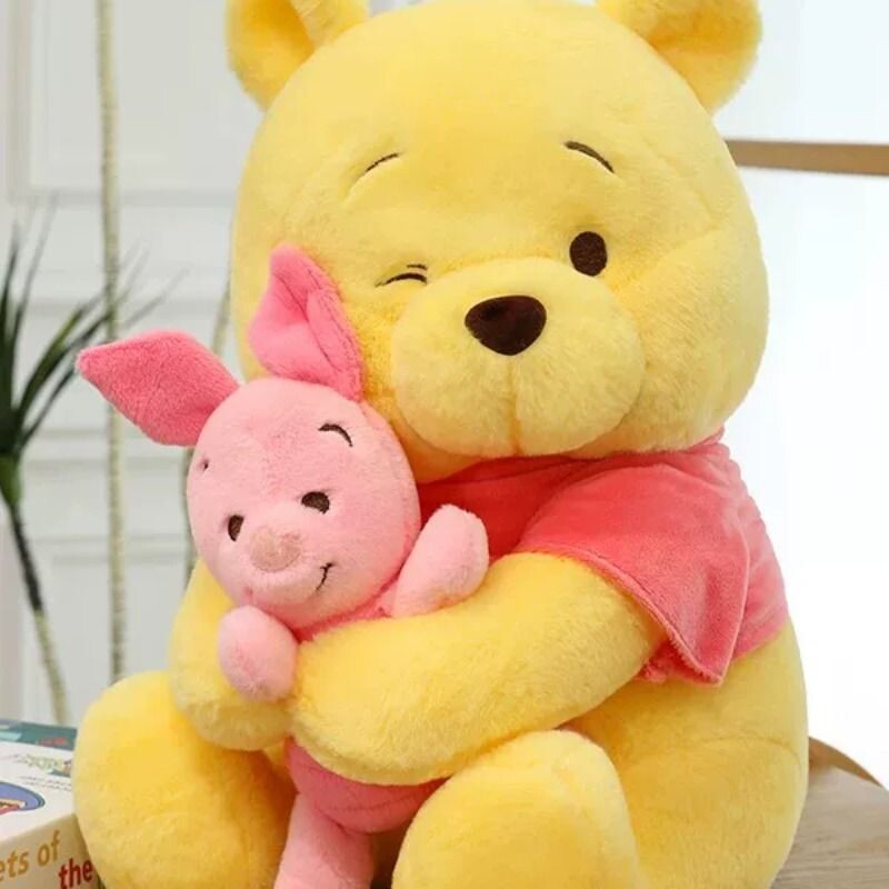 维尼熊抱小猪皮杰毛绒玩具陪睡抱枕压床娃娃送女友生日礼物玩偶