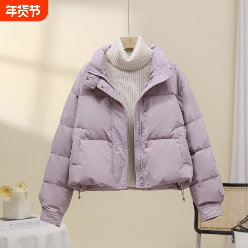 户外紫色羽绒服女短款2025新款韩版时尚宽松小个子白鸭绒面包服冬