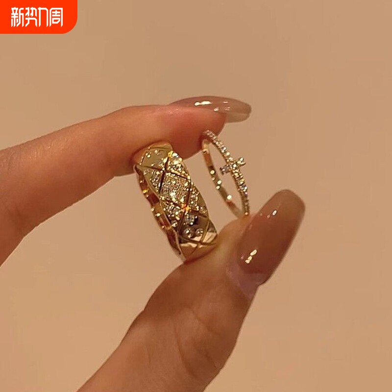 寻光中古镶钻菱格宽戒指小香风轻奢气质满钻十字架叠戴食指戒素圈