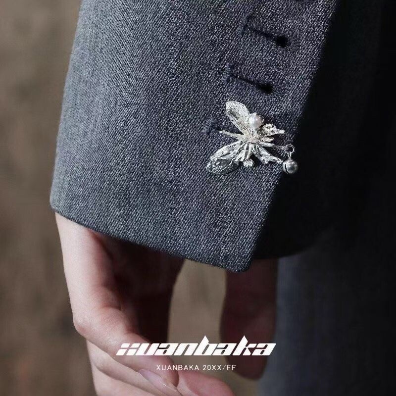 新中式立体蝴蝶袖扣2026新款国风清冷氛围感设计小众时尚西装配饰