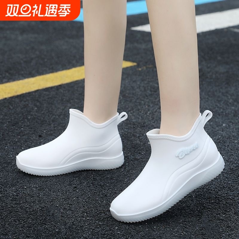 夏季短筒防水鞋女雨鞋厨房厨师工作劳保专用防滑防水登山耐磨胶鞋