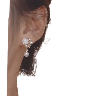 耳夹珍珠无耳洞山茶花纯银耳钉白色新款高级复古花朵法式气质耳环