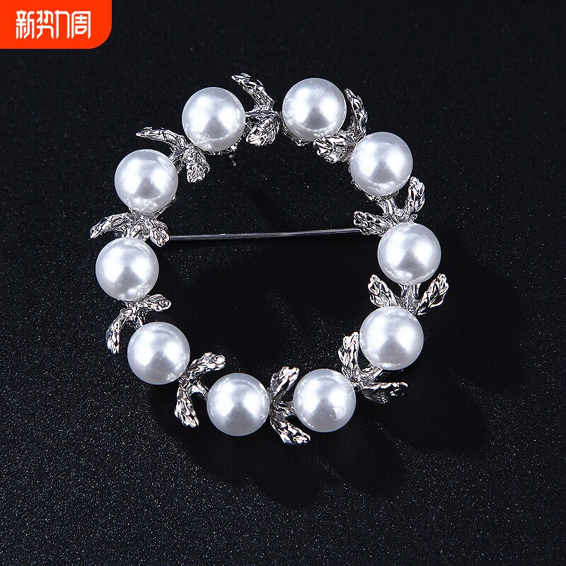 高级感高端胸针简约大气珍珠圆环树叶别针防走光丝巾扣女西装配饰