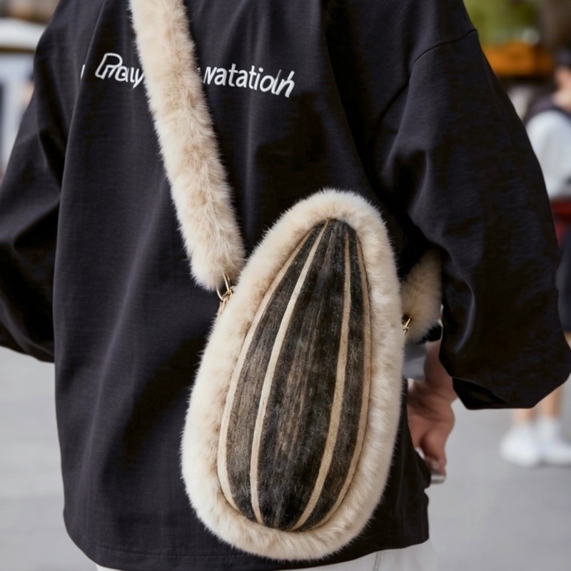 新款创意向日葵瓜子造型毛绒单肩包包包小众送闺蜜礼物小众创意