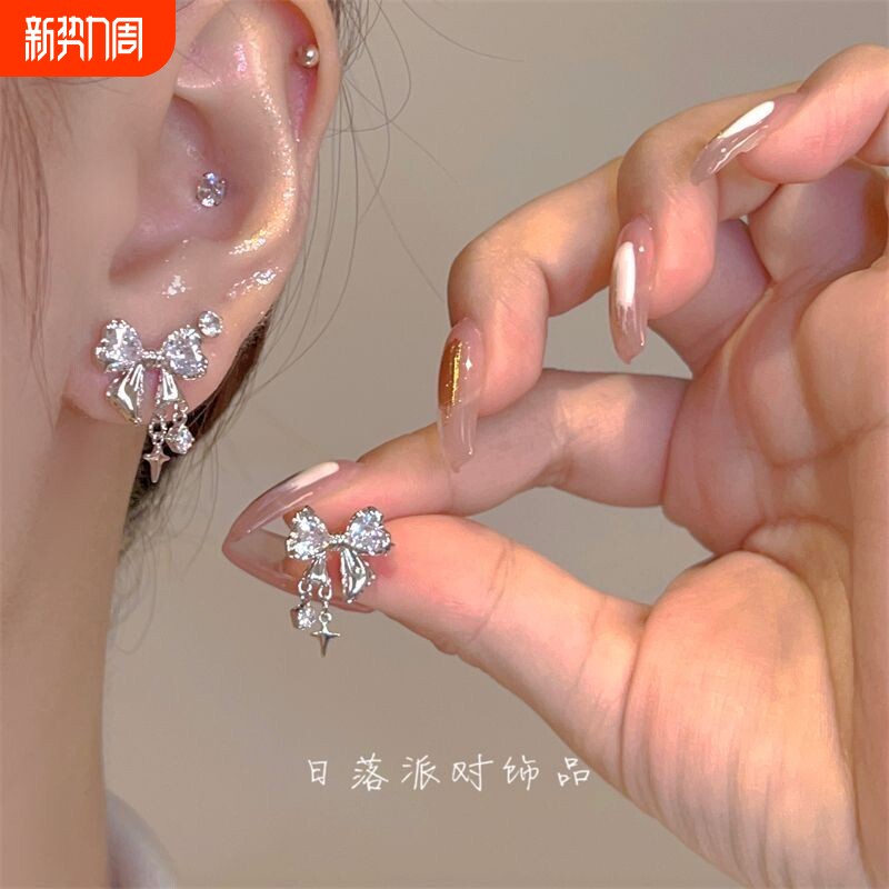 星芒蝴蝶结锆石耳夹女小众设计时尚耳饰气质百搭无耳洞蚊香盘耳夹