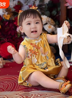 女宝周岁高端礼服金色