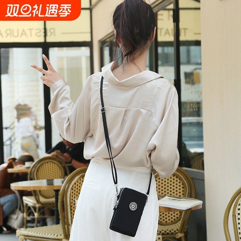 2025新款夏季手机包女斜挎迷你小包包放手机袋布包妈妈挂脖零钱包