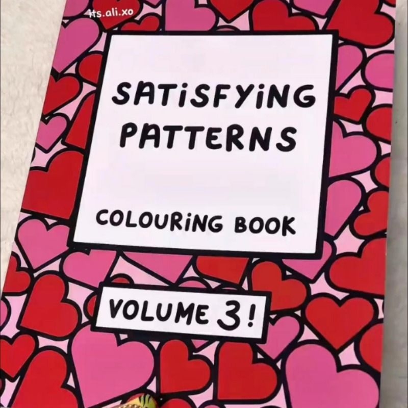 纸间时光涂鸦绘本涂色本成人解压助眠2025新款秘密花园填色画本