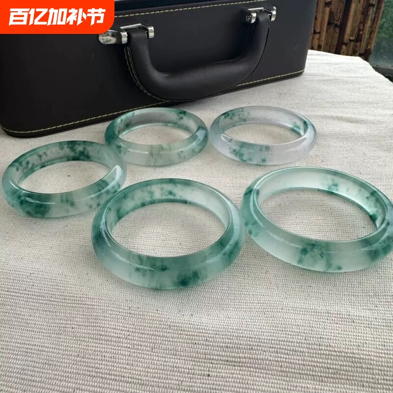 缅甸老坑平替翡翠手镯石英岩独龙玉高冰玻璃种满阳绿飘花圆条仿石