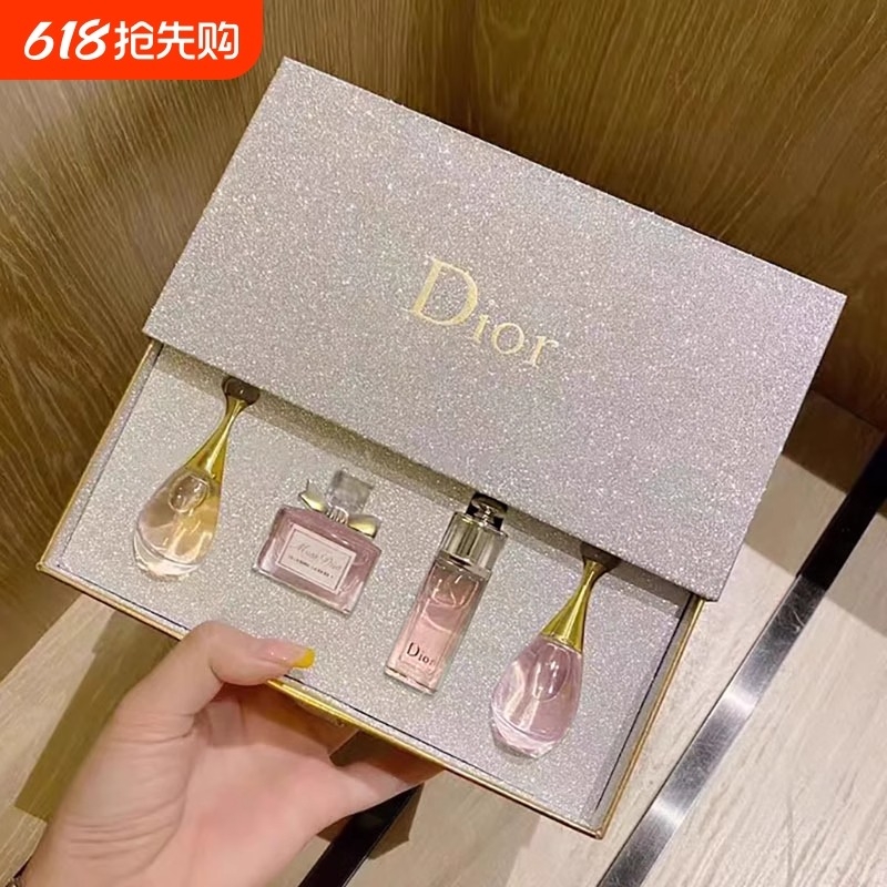 女生日结婚伴手礼Q版大牌香小样真我花漾甜心淡香礼盒送礼水
