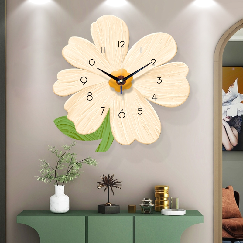2024新款餐桌厅奶油风花朵钟表挂钟客厅家用现代简约创意时尚时钟