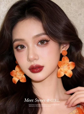 海边度假风橙色花朵耳饰女独特漂亮耳环超仙氛围感2026新款耳钉