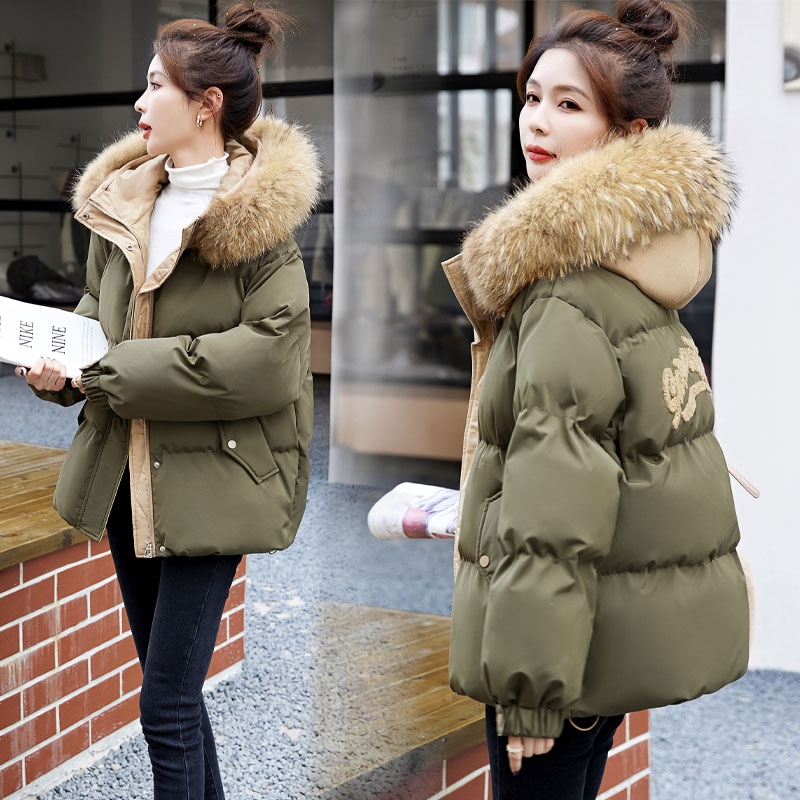 户外冬季羽绒服女2025年新款今年爆款连帽短款小个子大袄大毛领厚